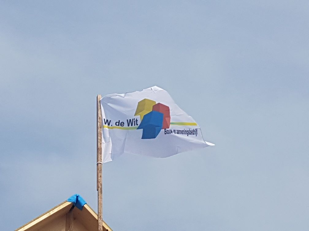 Bouwbedrijf-de-Wit-website-vlag
